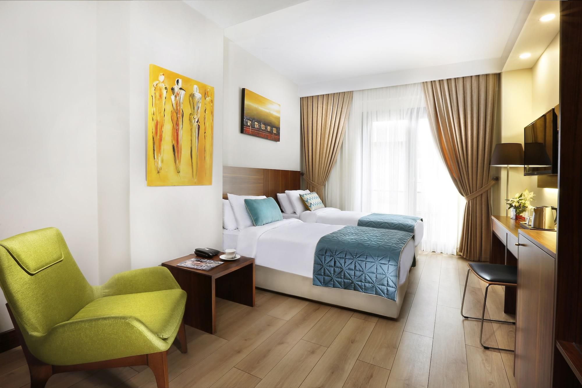 The White Orient Hotel Истанбул Екстериор снимка