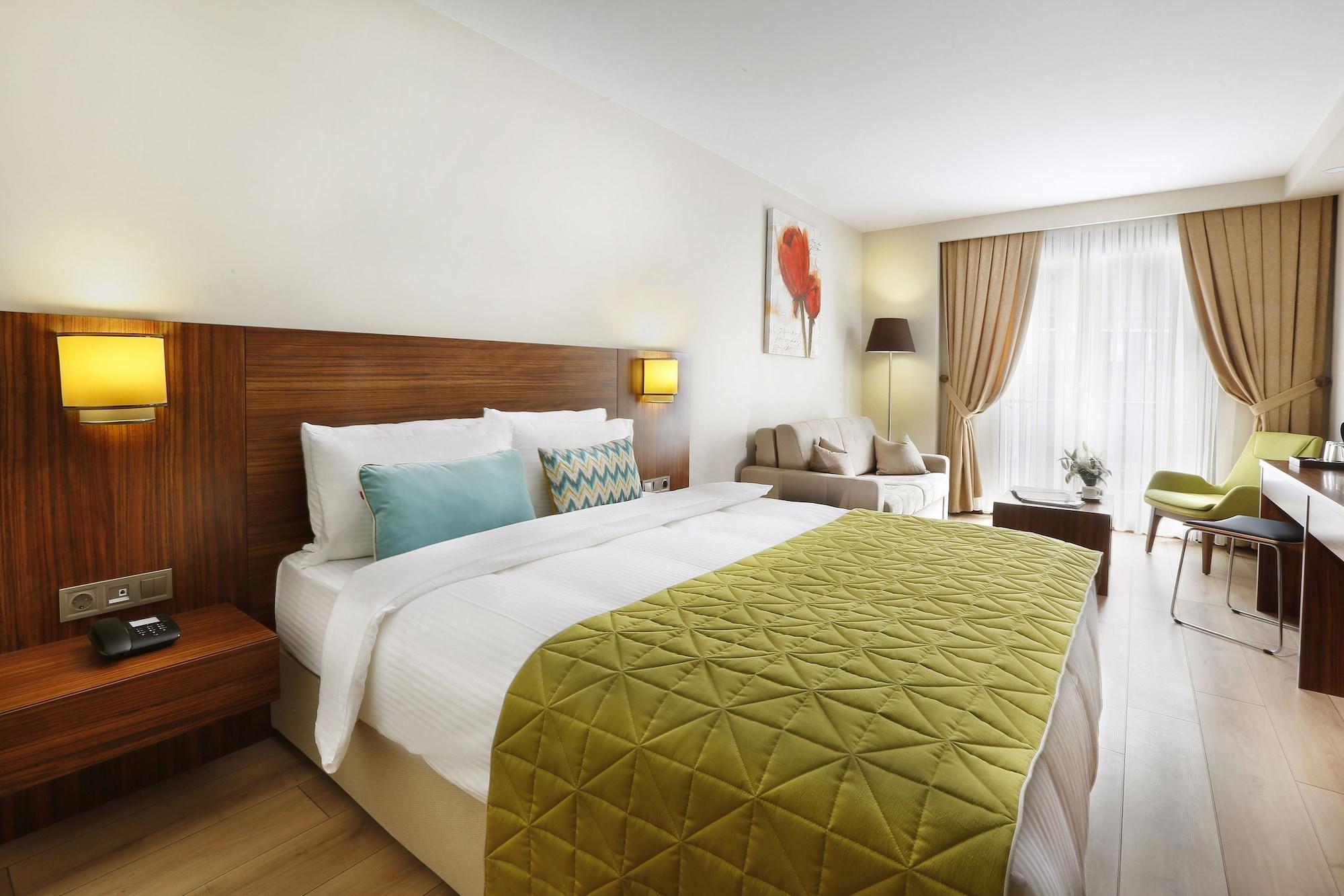 The White Orient Hotel Истанбул Екстериор снимка
